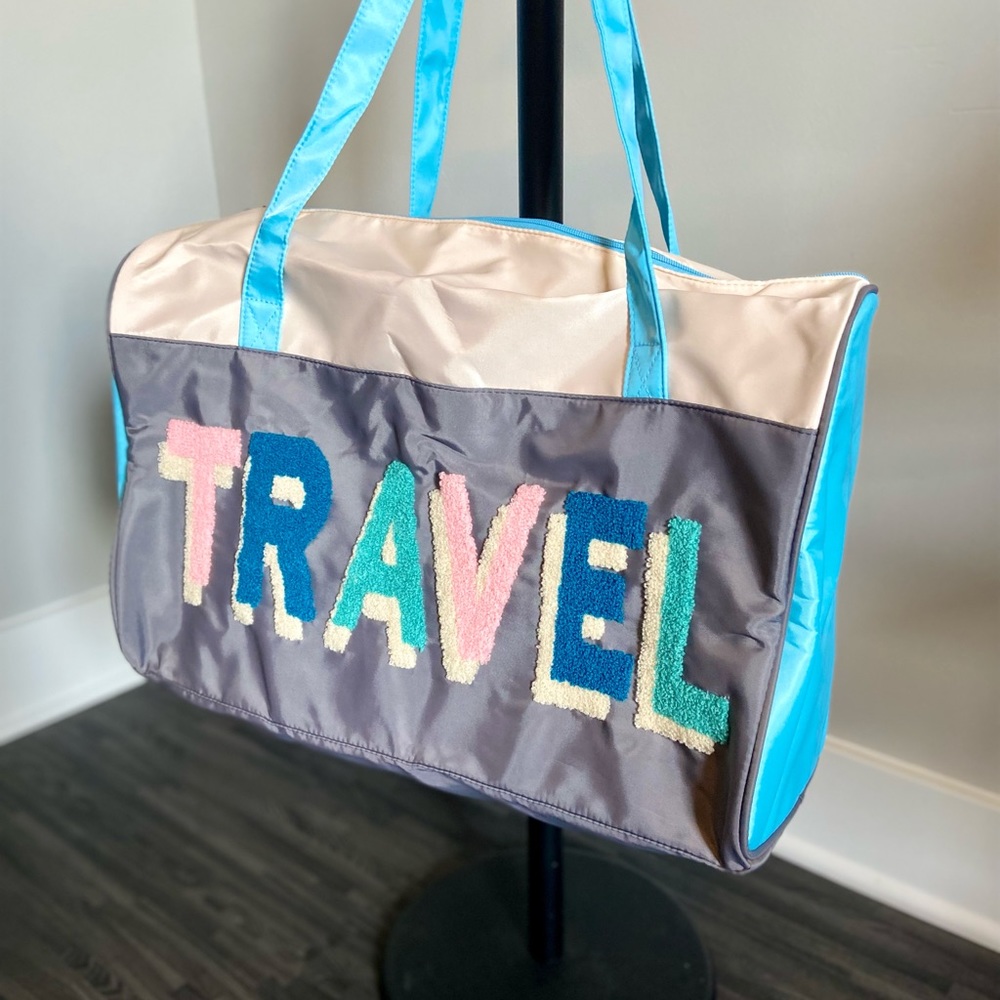 Travel duffle bag